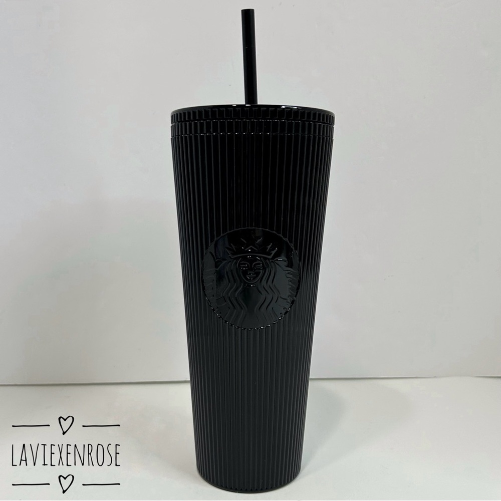 🆕 Starbucks Black Pleated Plastic Cold Cup